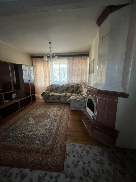 Будинок для сім`і на довгострокову оренду