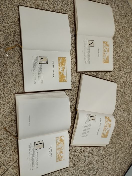 Conjunto de livros ilustrados sobre a vida de Jesus