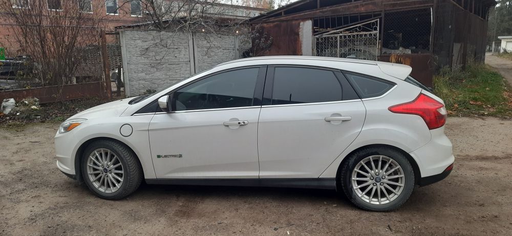 Ford Focus electric 2013