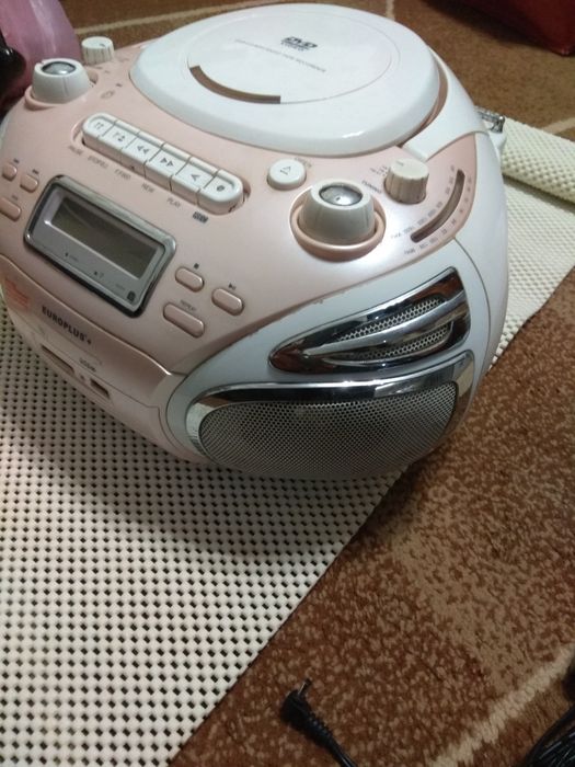 Видео и музыкальный проигрывать