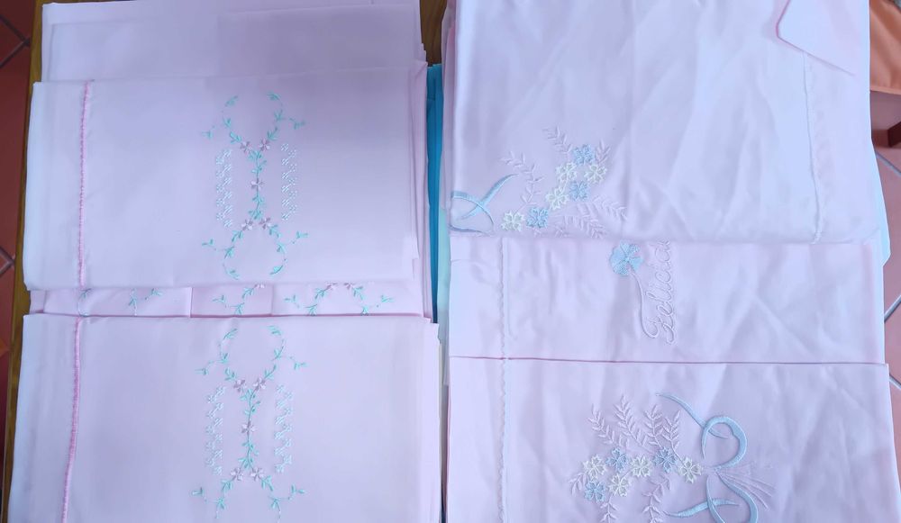 Vendo Lençóis Para Cama de Casal