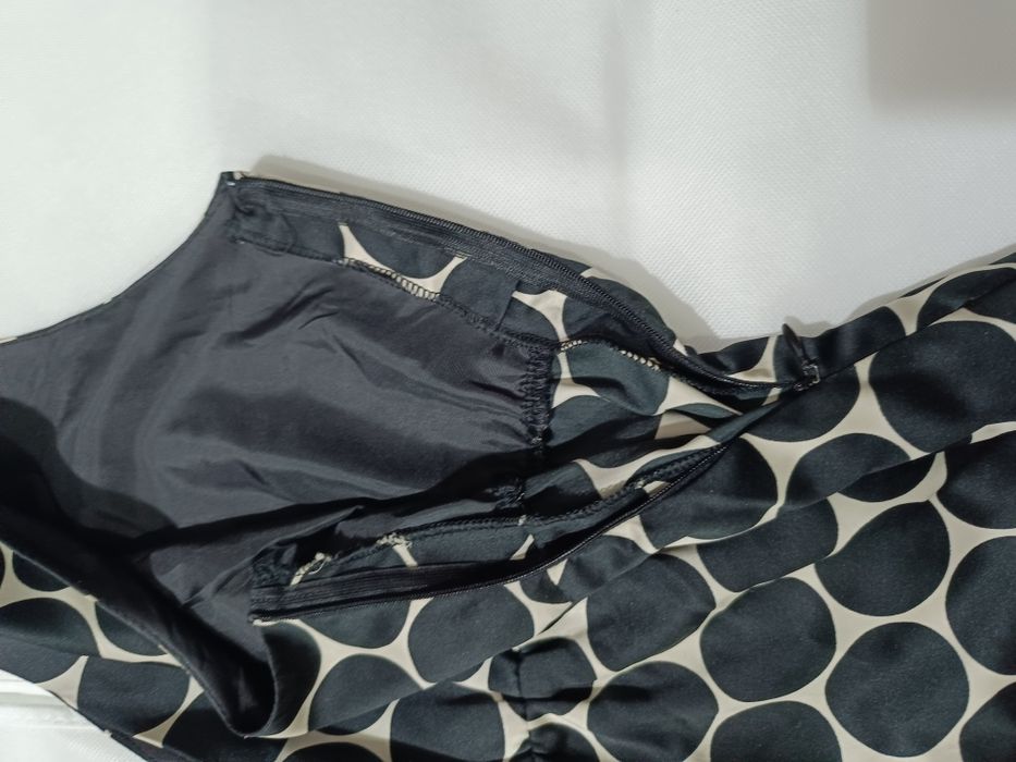 Vestido de mulher em cetim