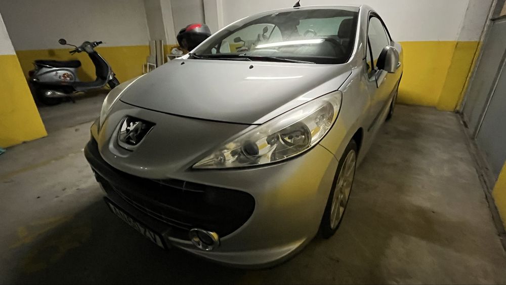 Peugeot 207CC unico