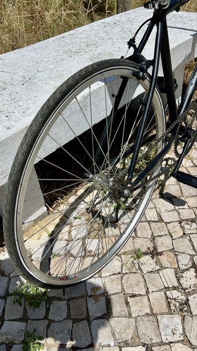 Bicicleta single speed “ fixie “ roda 28”