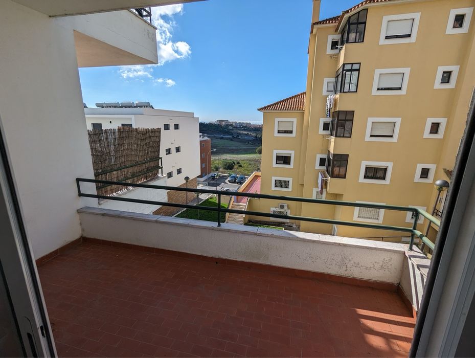 Arrenda-se apartamento T2 Vila Fria/Porto Salvo / Oeiras
