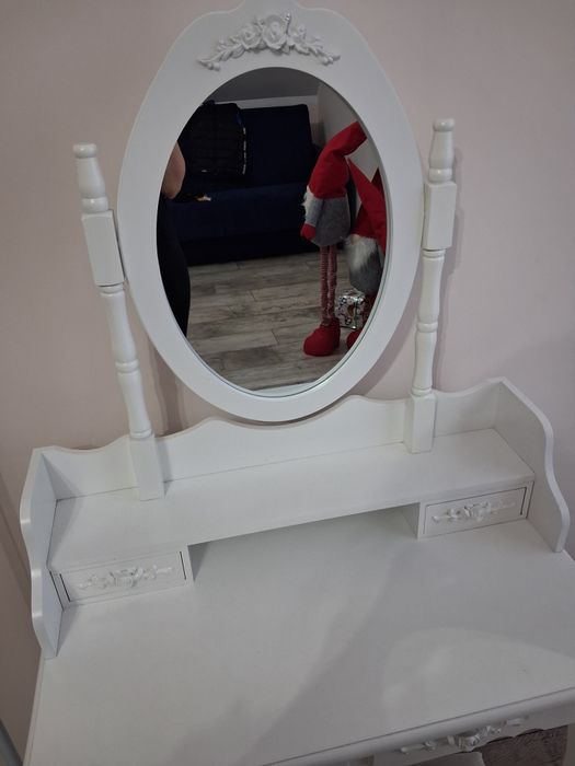 Toaletka dla dziewczynki