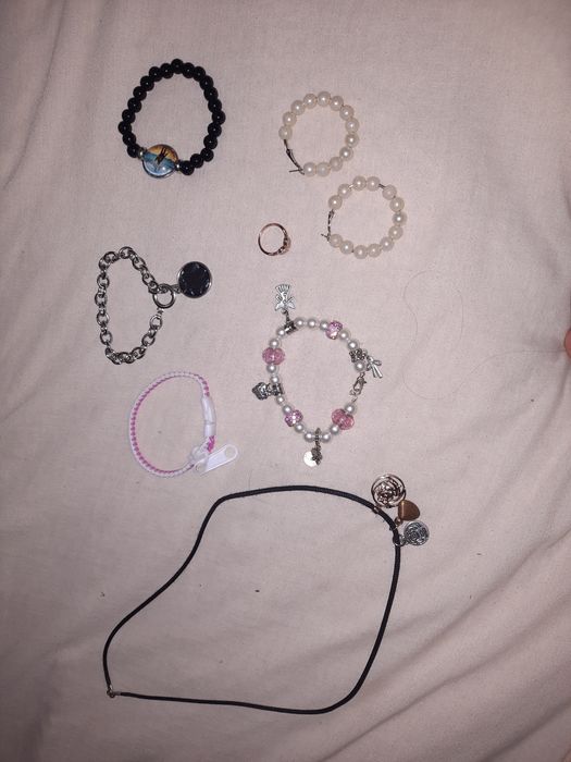 Прикраси для дівчаток