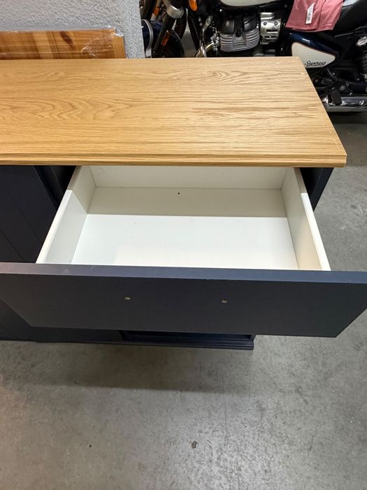 Ikea SKRUVBY aparador azul 120x38x90 cm