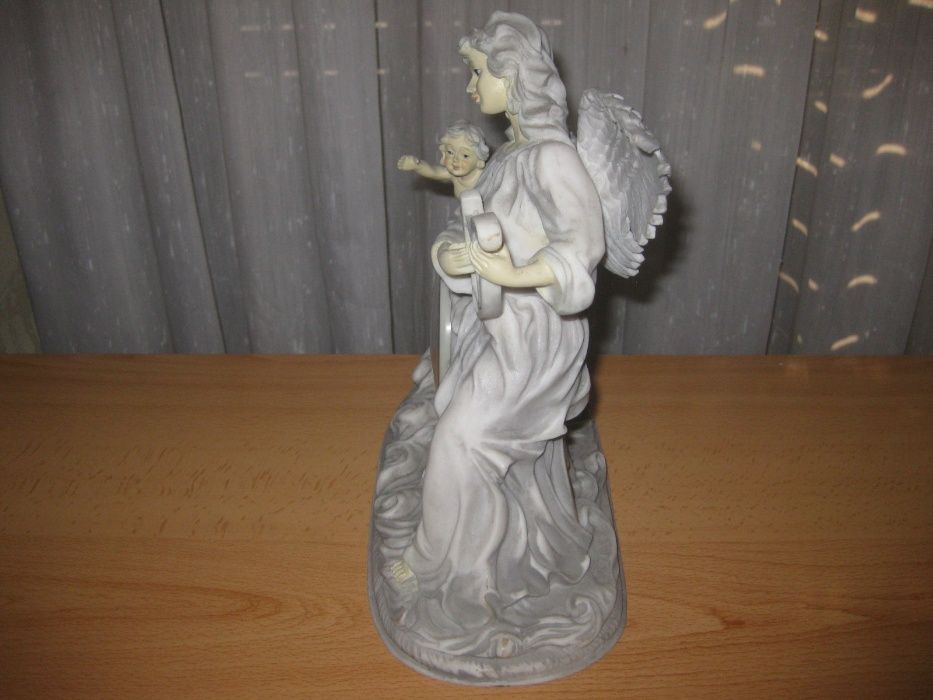 Lindíssima Peça em Marfinite/Loiças Falcão/Nova!