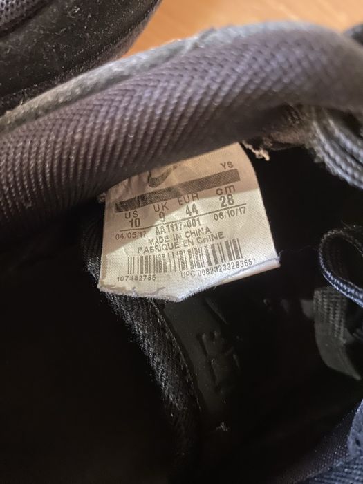 Продам кросівки Nike Air Force замшеві