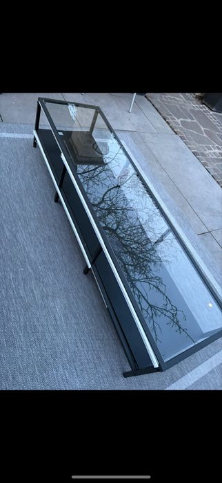 Piekna na czasie konsola stolik sideboard TV metalowa IKEA VITTSJÖ