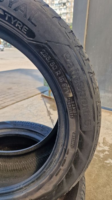 Шини Uniroyal Rain Sport 235/50/18 літо гарний стан