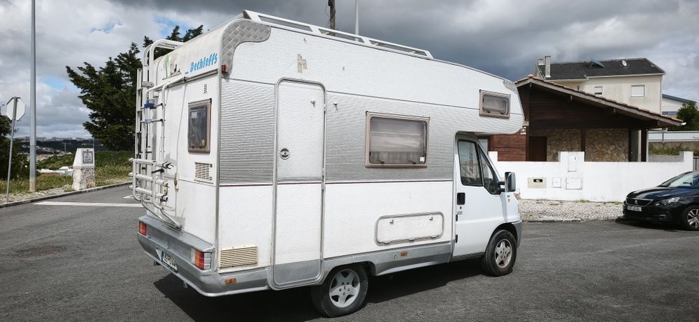 Autocaravana Fiat Ducato 1.9.  6lugares ler anúncio