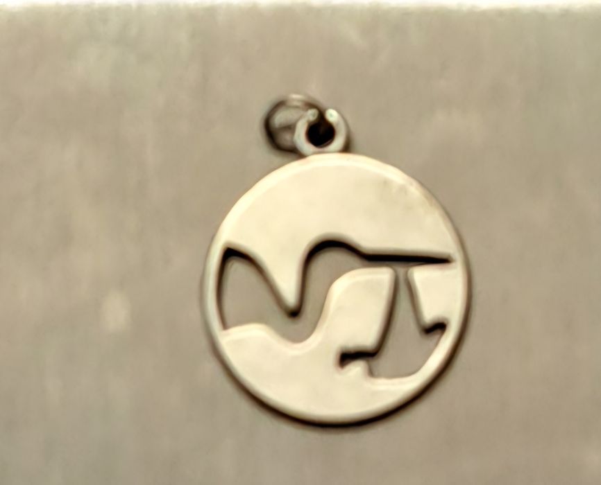 Medalha Vintage  - Cegonha e Bébé em Zamac