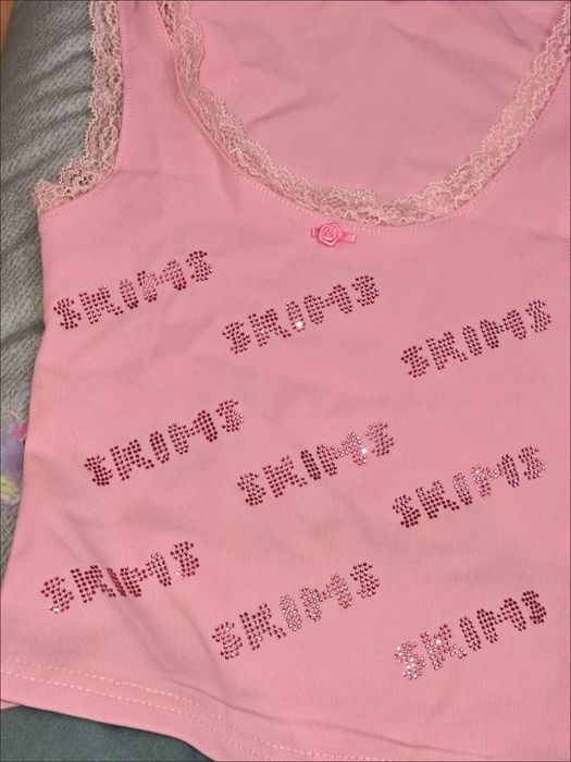 Рожева майка Skims