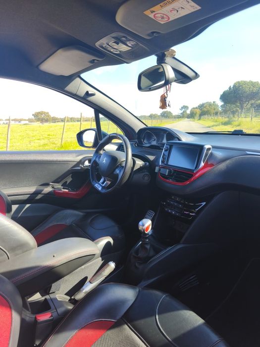 Peugeot 208 GTI Nacional – Full Extras – Histórico Completo
