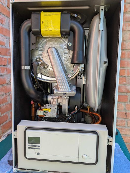 Vaillant ecoTEC pro VUW INT 236/5-3 Б/В (на запчастини)