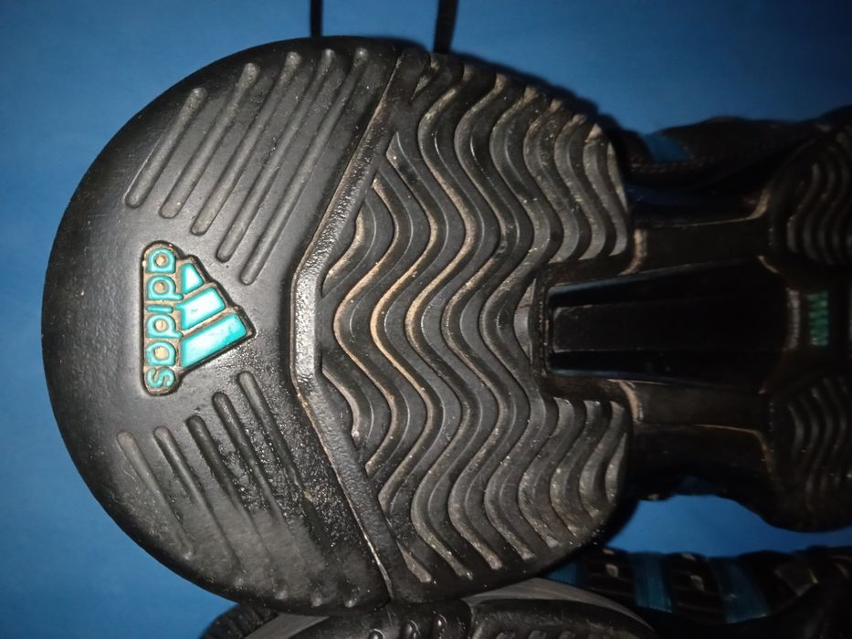 Кроссовки Adidas Barricade.тенис.