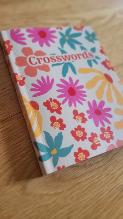 Livro Crosswords +180 Puzzles + Soluções - Inglês