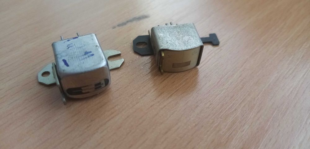 Dwie głowice magnetofonowe