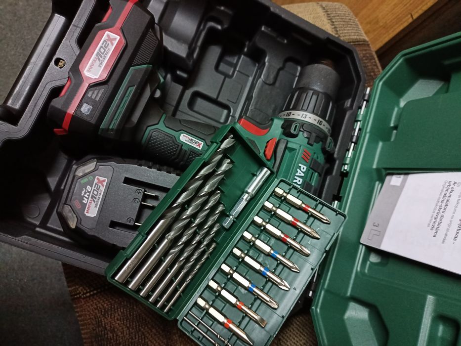 Wiertarko wkrętarka aku.