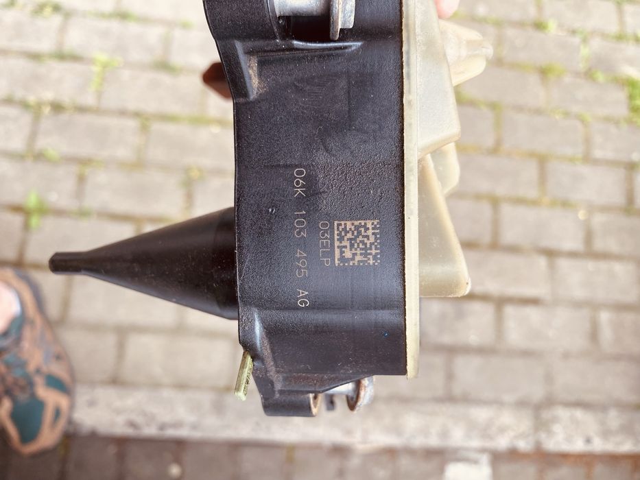 Маслоотделитель, Сепоратор оливовіддільник 06k103495ag