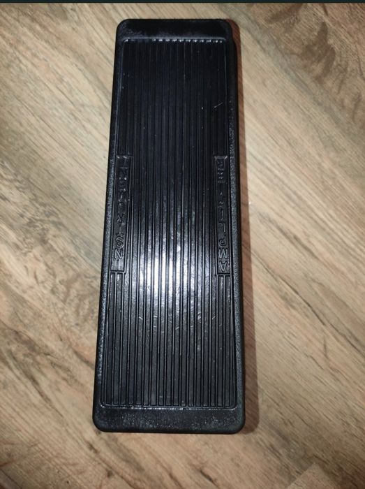 Dunlop Cry baby classic wah