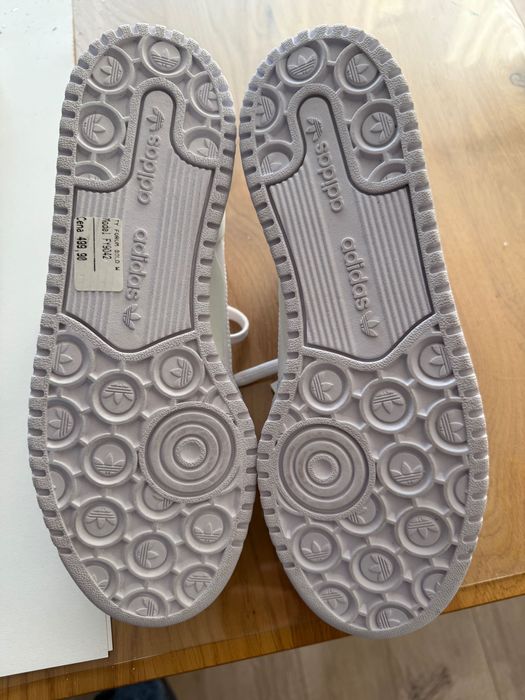 Buty Adidas model forum bold rozmiar 7