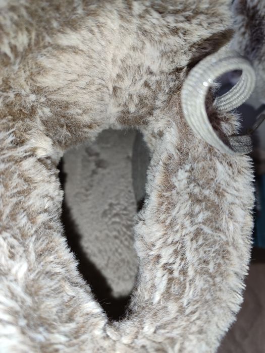 Продам зимние ботинки