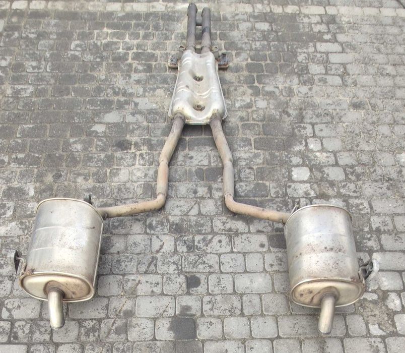 Tłumik BMW 7 E38 2.8