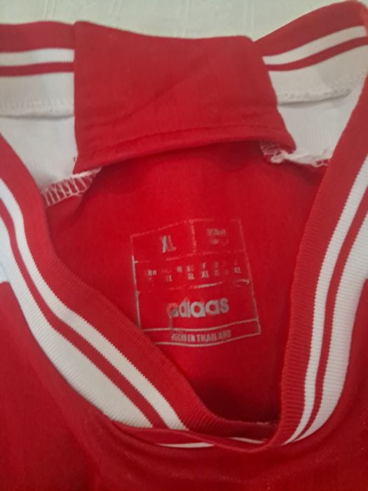 Camisola Ajax   .