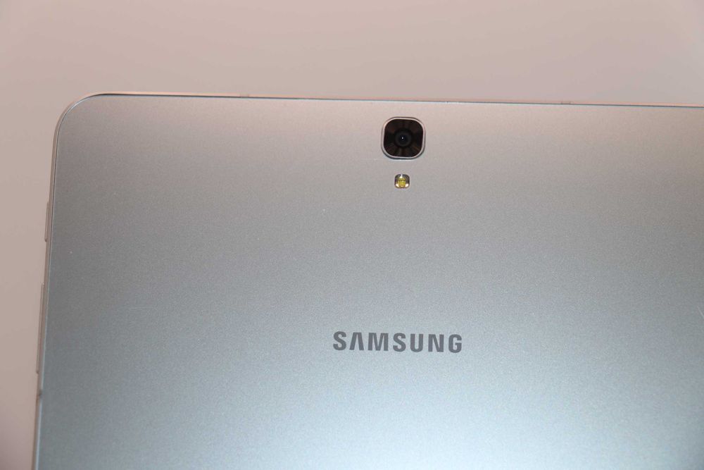 Samsung Galaxy Tab S3 SM-T820 9.7" Wi-Fi Silver ! дуже гарний стан! Super AMOLED