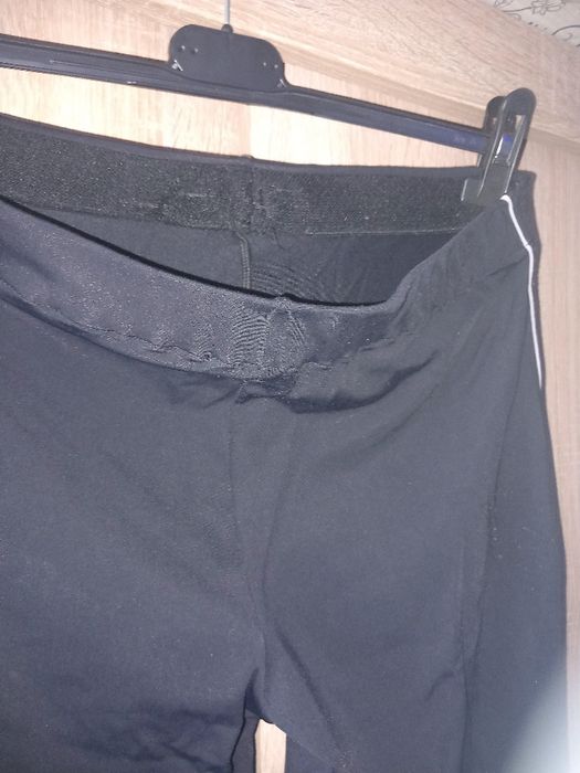 Cienkie sportowe leginsy damskie rozmiar L