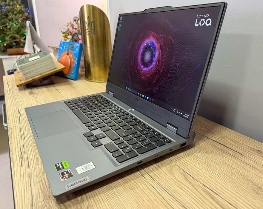 Ноутбук Lenovo LOQ Ryzen 5 7235HS\ 12 Ram\ 512\ RTX 4050\ FHD 144 Hz