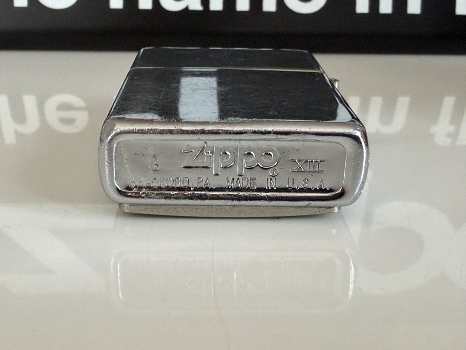 Zapalniczka Zippo Black Ovals czarne elipsy