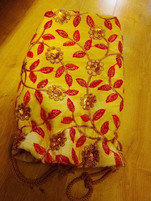 Torebka kosmetyczka mała