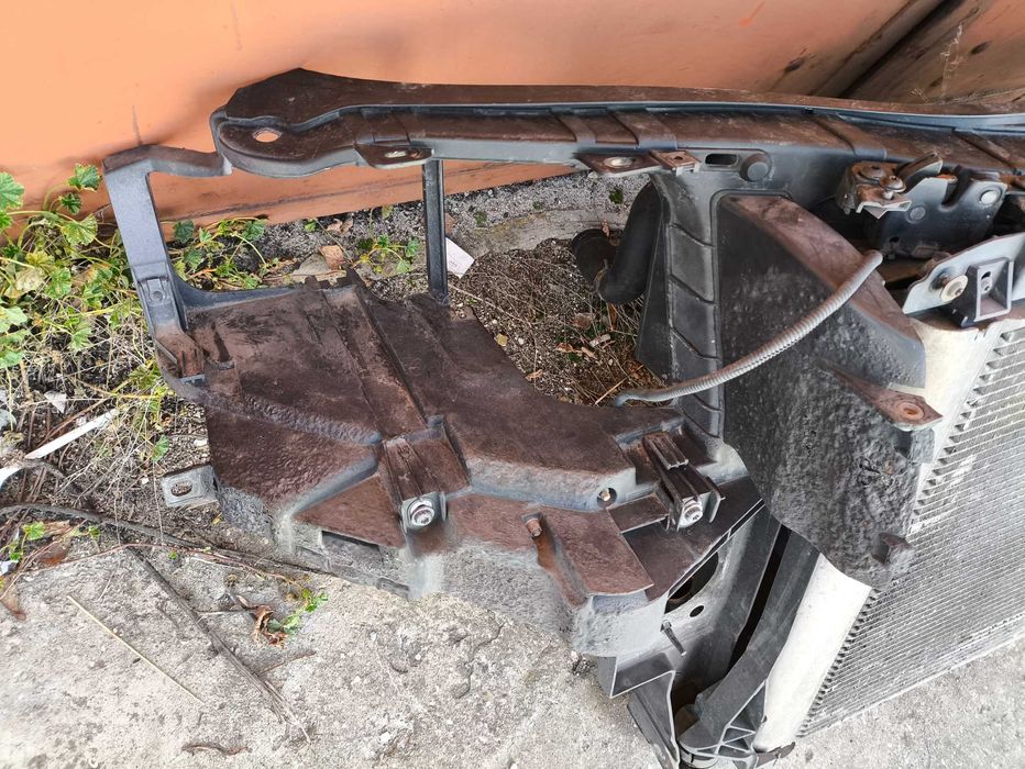 Pas Przedni Audi A8 D3 4.2 V8 Benzyna