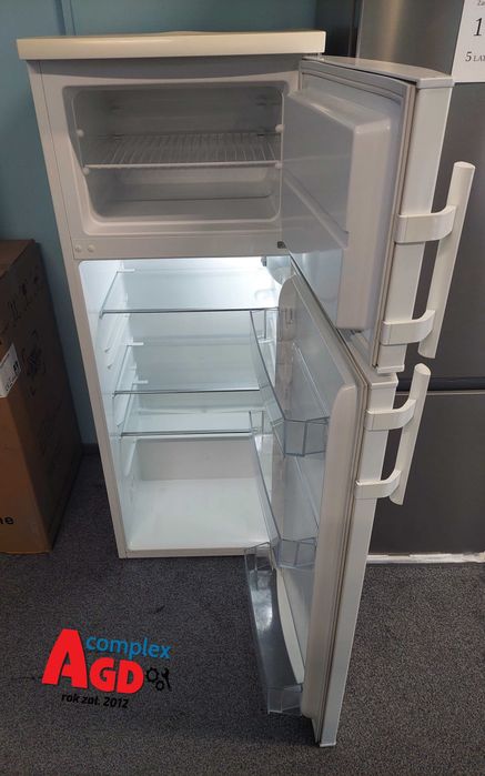 Lodówka Electrolux EJ2302AOW2 z zamrażalnikiem górnym -Duża pojemność całkowita 228 litrów przy małych gabarytach 140x 60x 55 cm Oświetlenie LED Dowóz