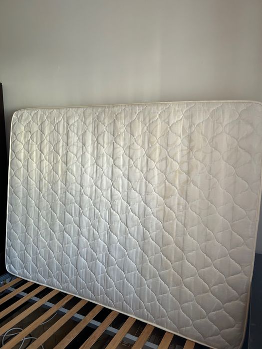 Conjunto de cama com Colchão Ortopédico