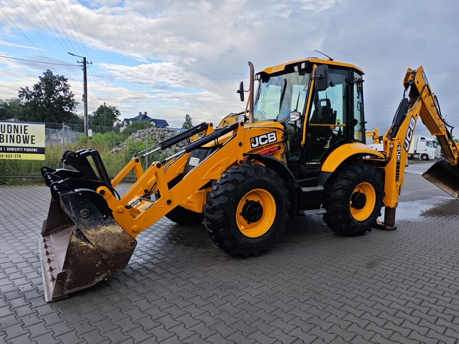 Koparko-ładowarka JCB 4CX 2021