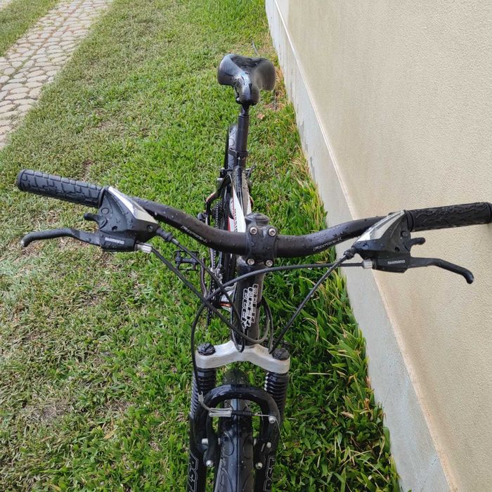 Bicicleta de BTT