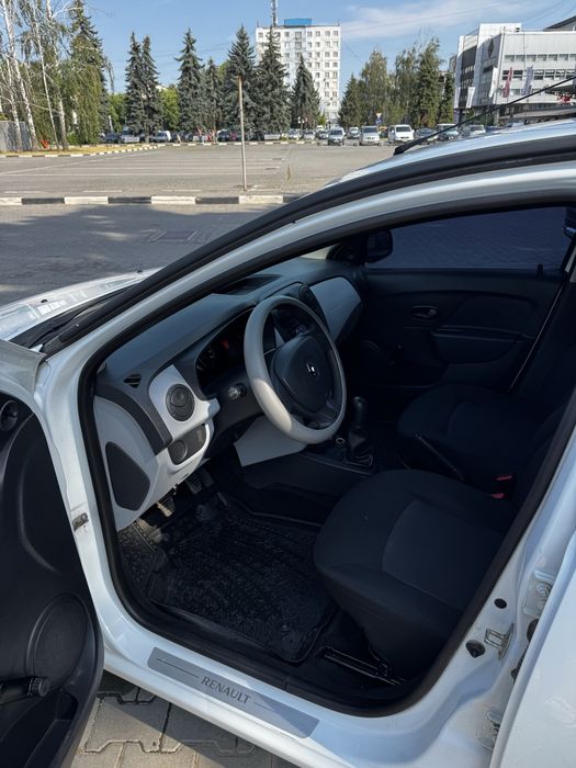Продам Renault Logan 2014 1.2