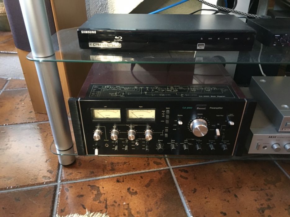 Pré amplificador Sansui CA-3000