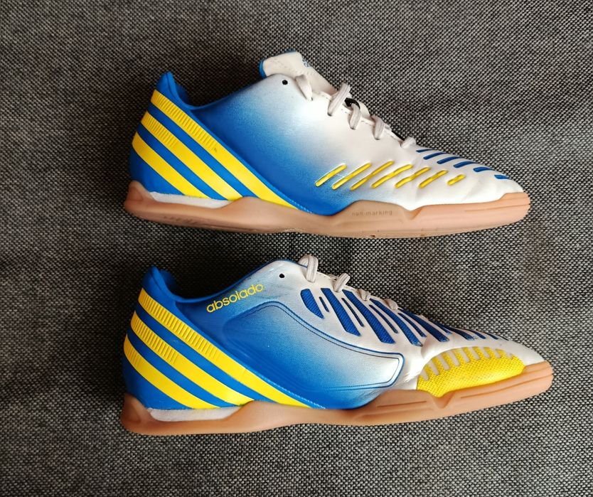 Buty piłkarskie halowe Adidas Predator Absolad rozmiar 38