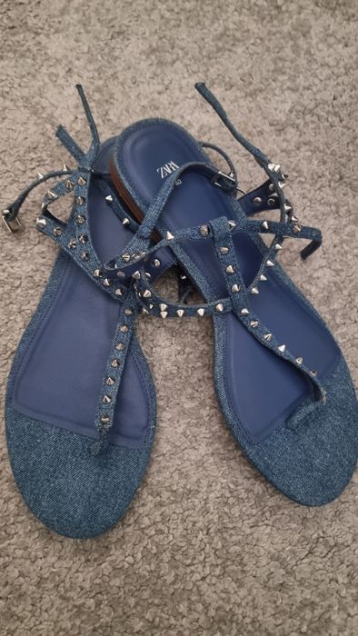 Sandálias em ganga Zara