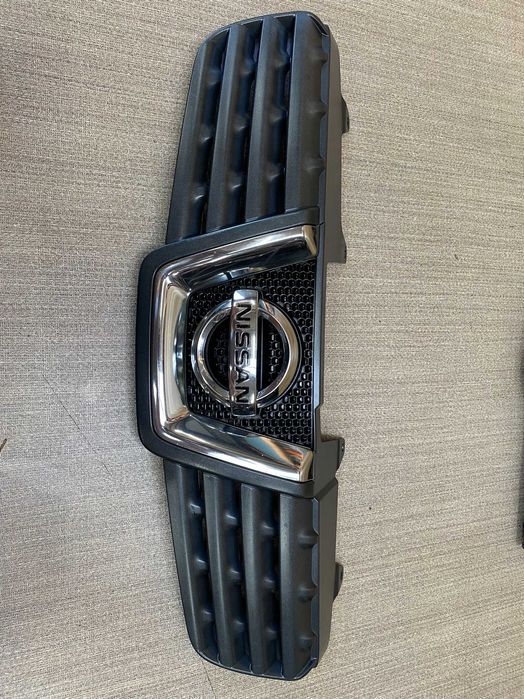 Atrapa/Grill Nissan qashqai