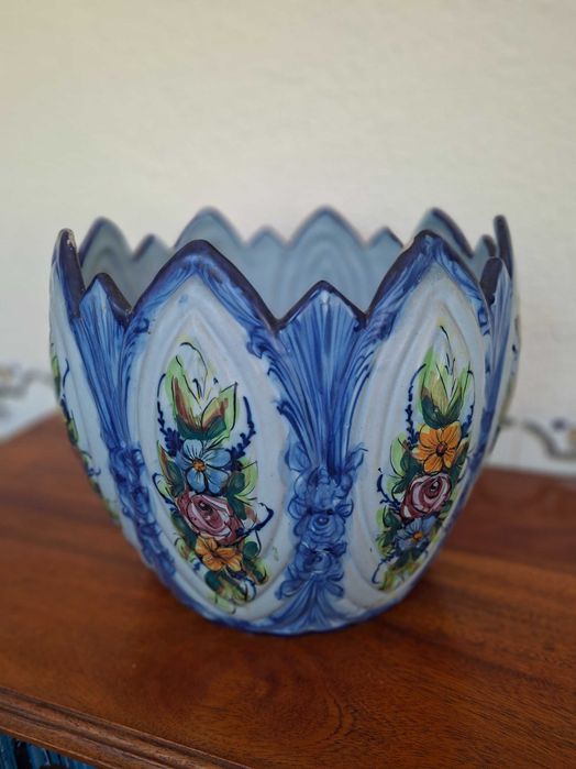 Cachepot em faiança da Vestal Alcobaça - Grande dimensão