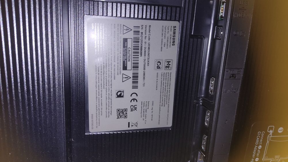 Телевізор 98 дюймов Samsung UE98DU9072UXXH 98"  на запчасти. Битая мат