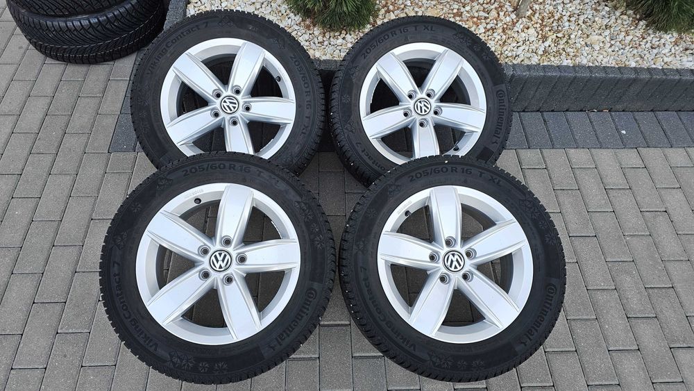 Alufelgi Opony 205/60r16 T-Rock Passat Golf . VW Polo Seat 5x112