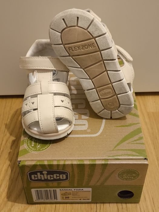 Sandálias Chicco (Tamanho 20)